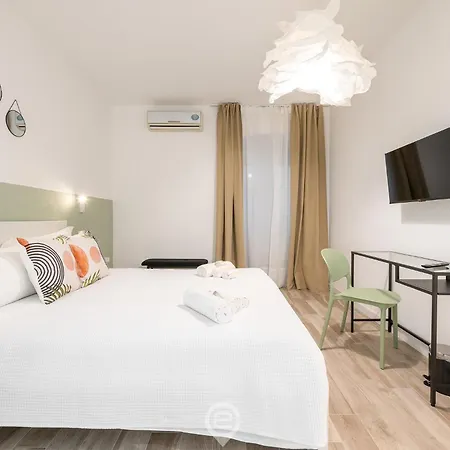 Alice House Apartment *